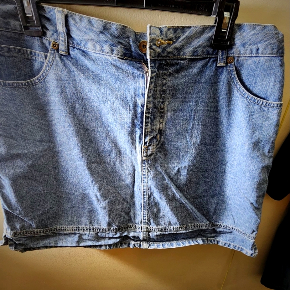 Blue Denim Skorts Sz14 Front Back Pockets Chic Hipster Bikercore Beach Boho